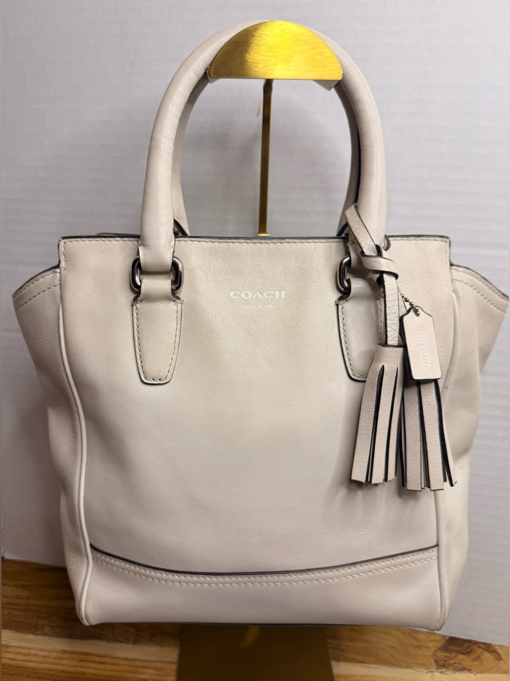 Coach Tanner Tote Chalk Ivory Leather Satchel w/ COA Authentic Tassel Charm GUC